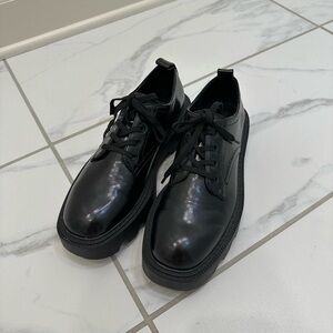 BLACK FLAT PLATFORM LOAFER SHOES
